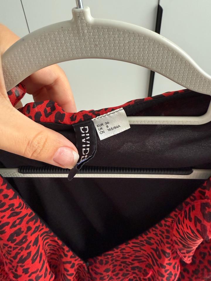 hm красное платье