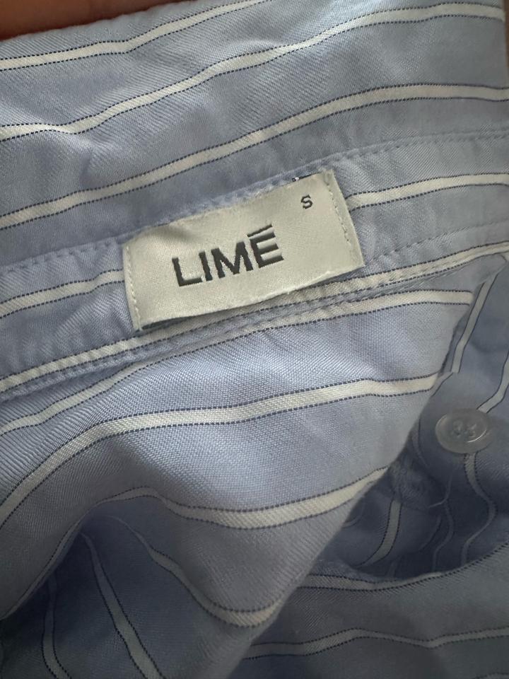 Рубашка из вискозы