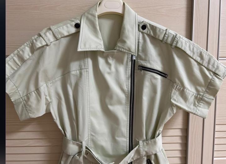 Новое платье с поясом р 44-46 мятное/фисташковое рубашка мини