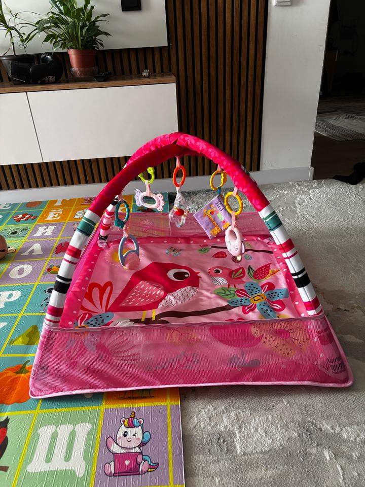 Развивающий коврик и круг на шею для купания