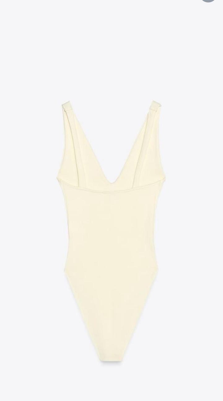 Новое боди Zara в оттенке сливочное масло