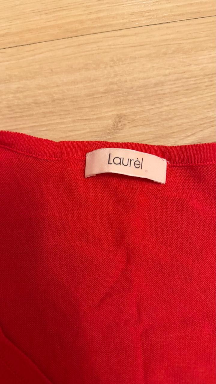 Кардиган с футболкой Laurel