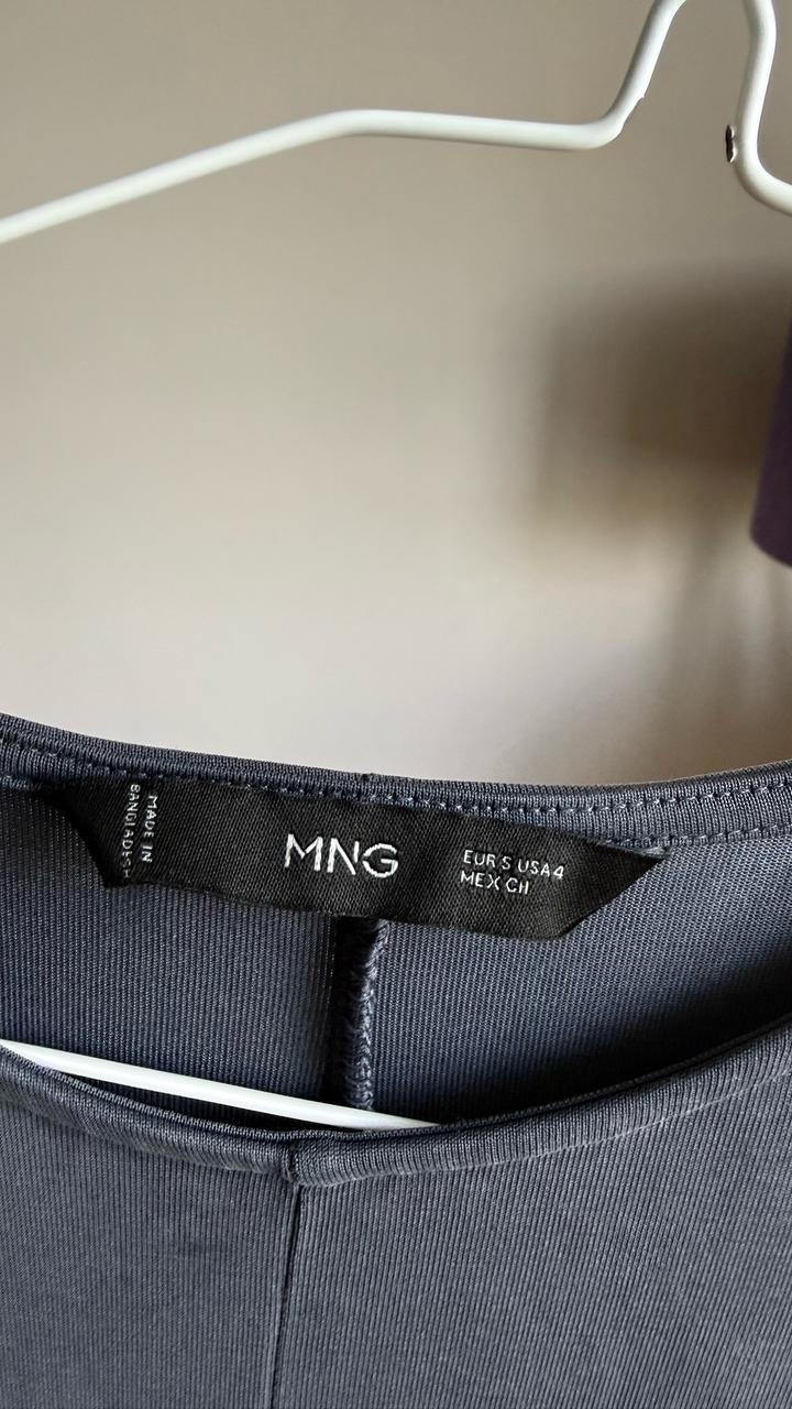 Платье Mango