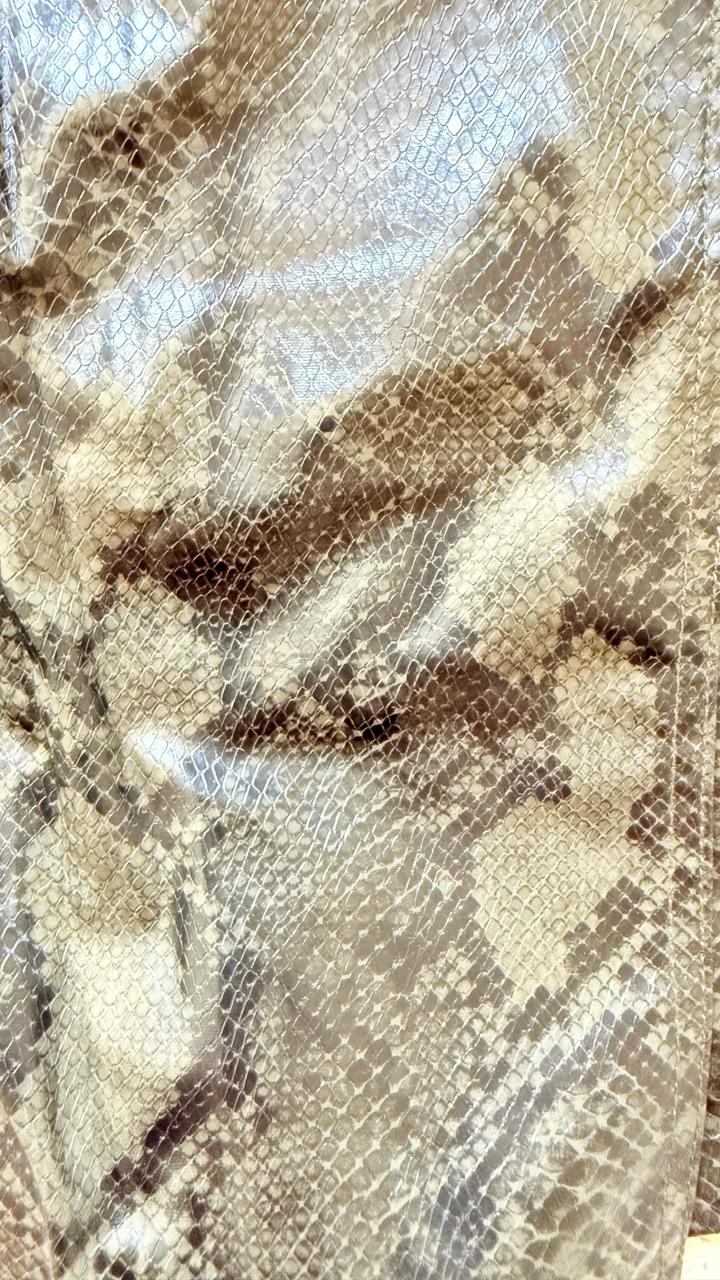 Юбка-шорты Zara, змеиный принт.