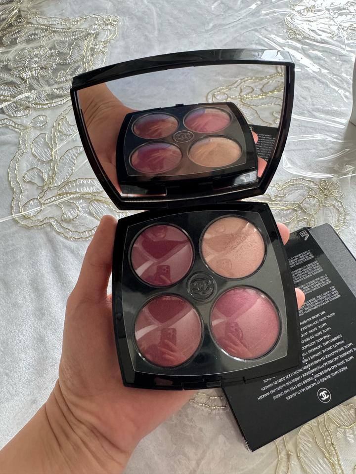 CHANEL EYESHADOW AND BLUSH PALETTE
