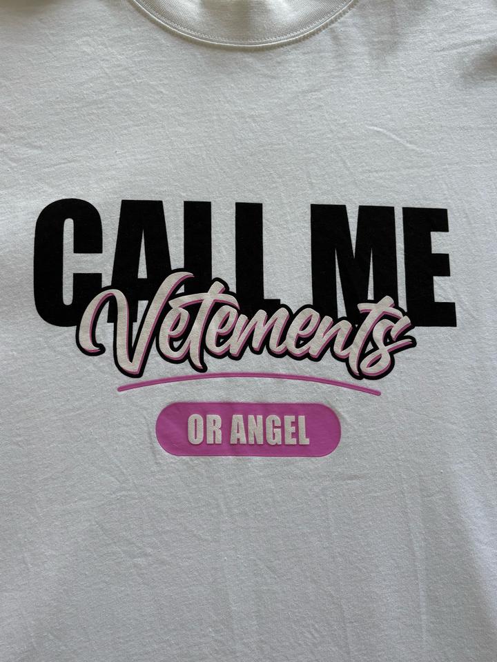 белая футболка Vetements