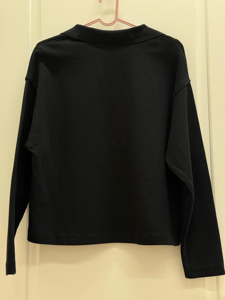 черный джемпер в стиле поло Massimo Dutti