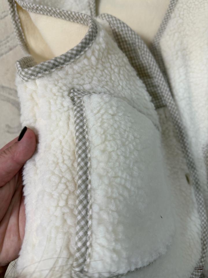 Новая детская жилетка