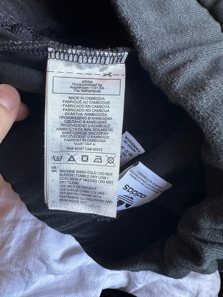 Черные брюки Adidas