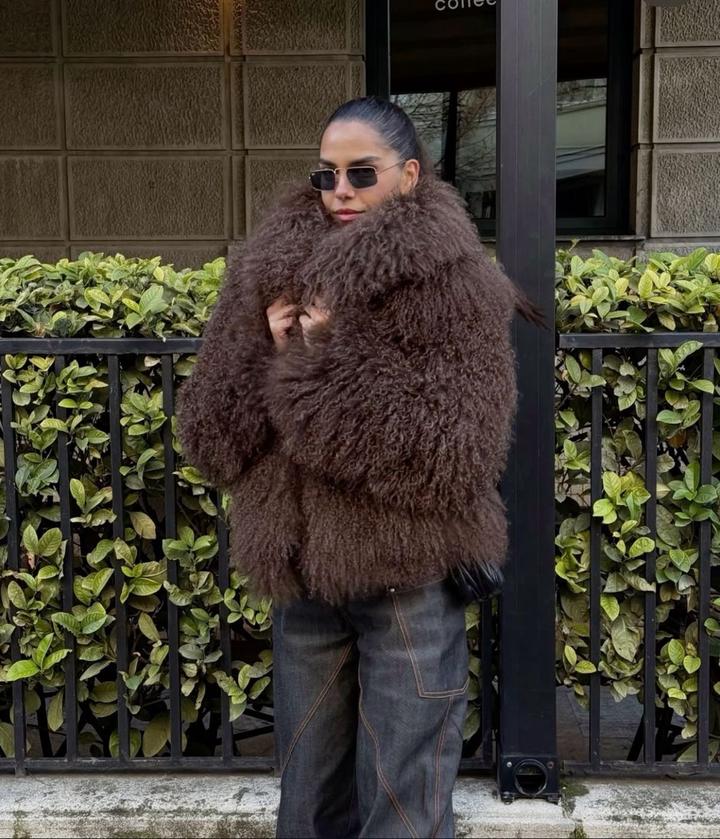 Шуба из натуральной ламы