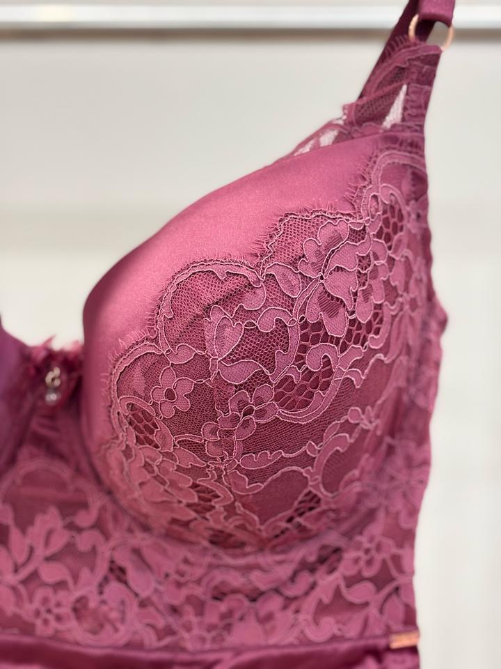 Бюстгальтер, Hunkemuller