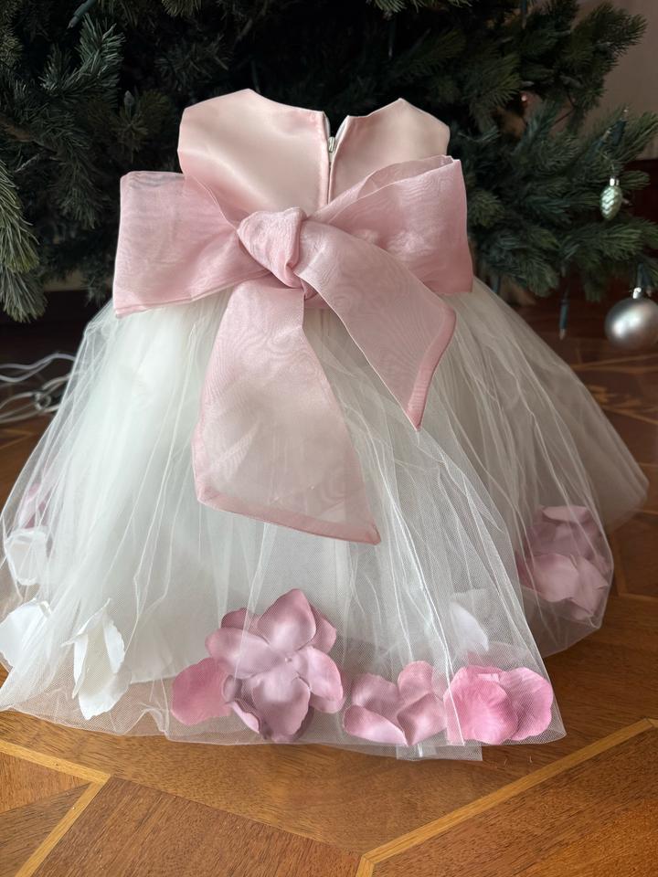 Нарядное платье на годик