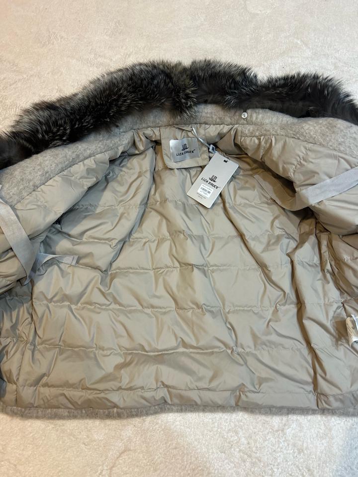 Пальто, парка или куртка оригинал!! Новый с этикеткой