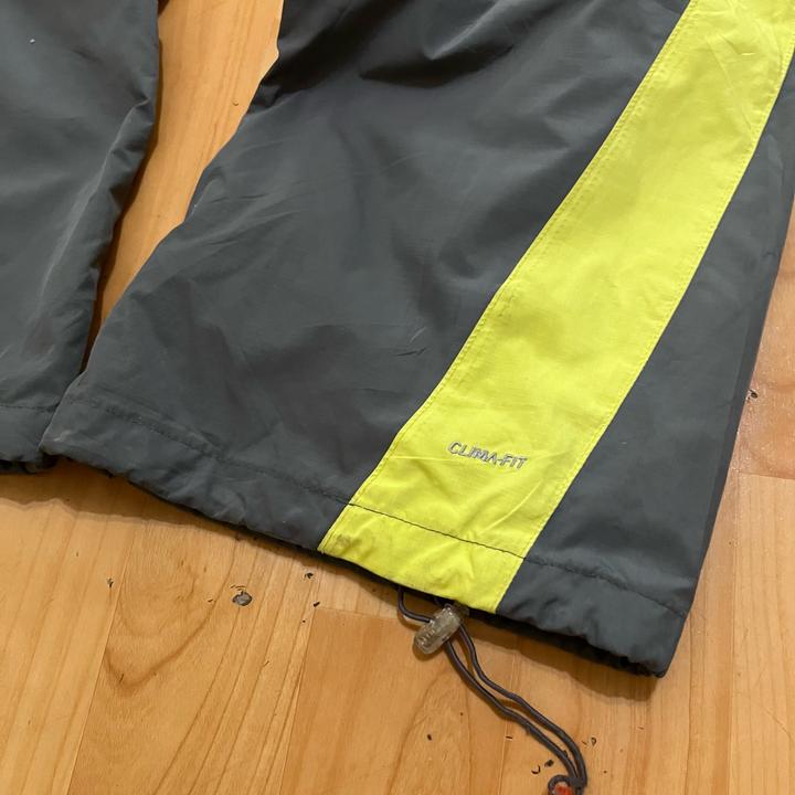 спортивные штаны Nike
