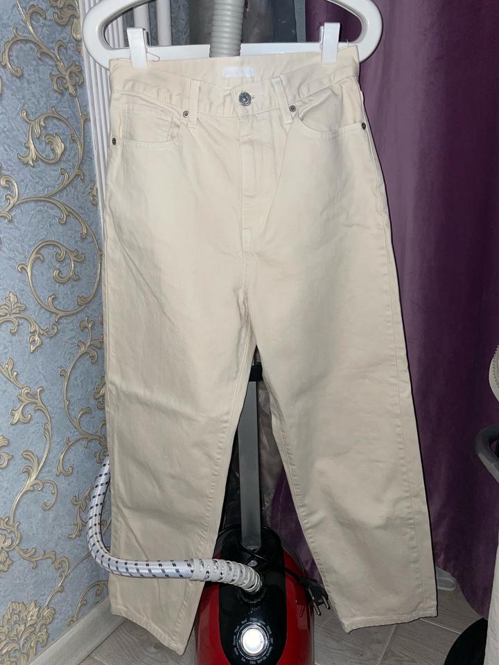 джинсы Uniqlo