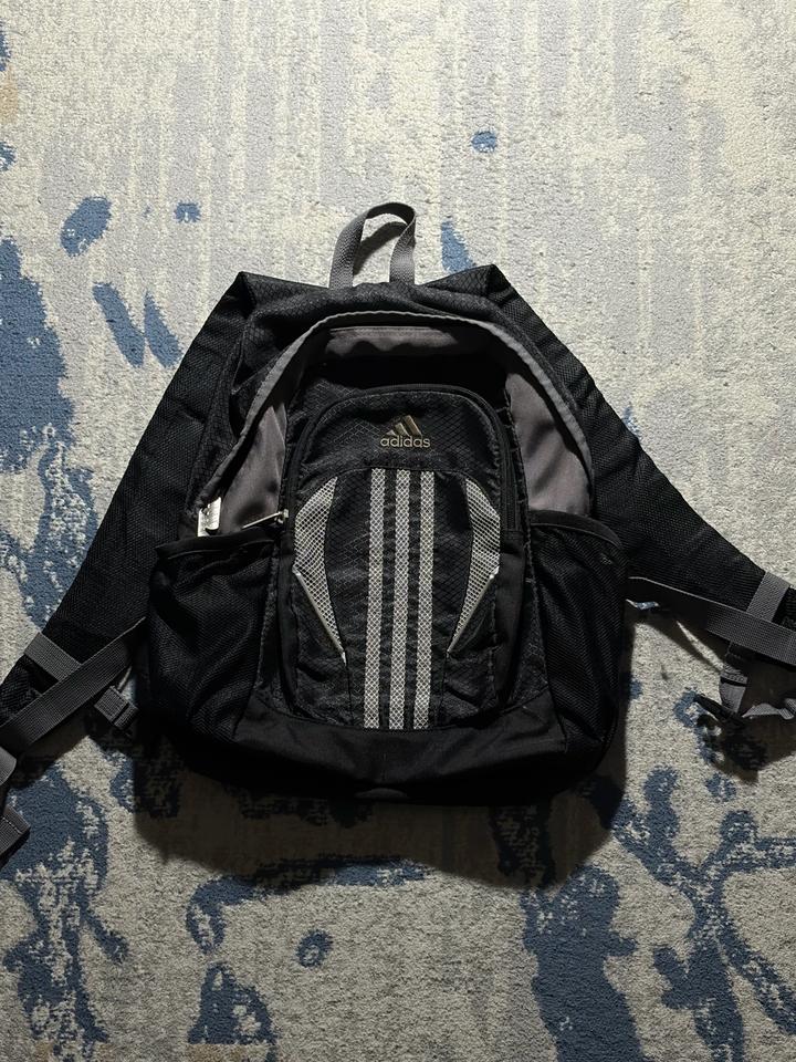 Adidas рюкзак