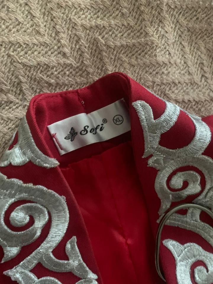 Нарядное платье