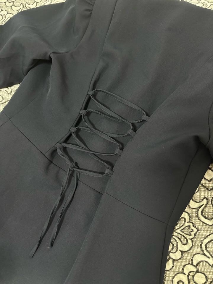 Классическое школьное/офисное платье со съемным воротником