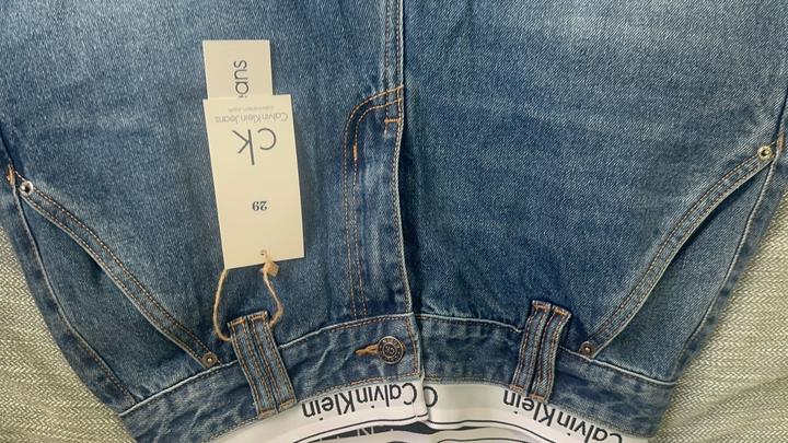 Джинсы Calvin Klein