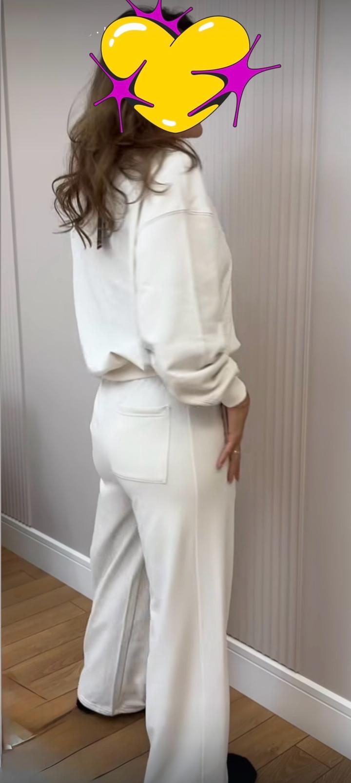 Продам спортивный костюм от бренда Karl lagerfeld