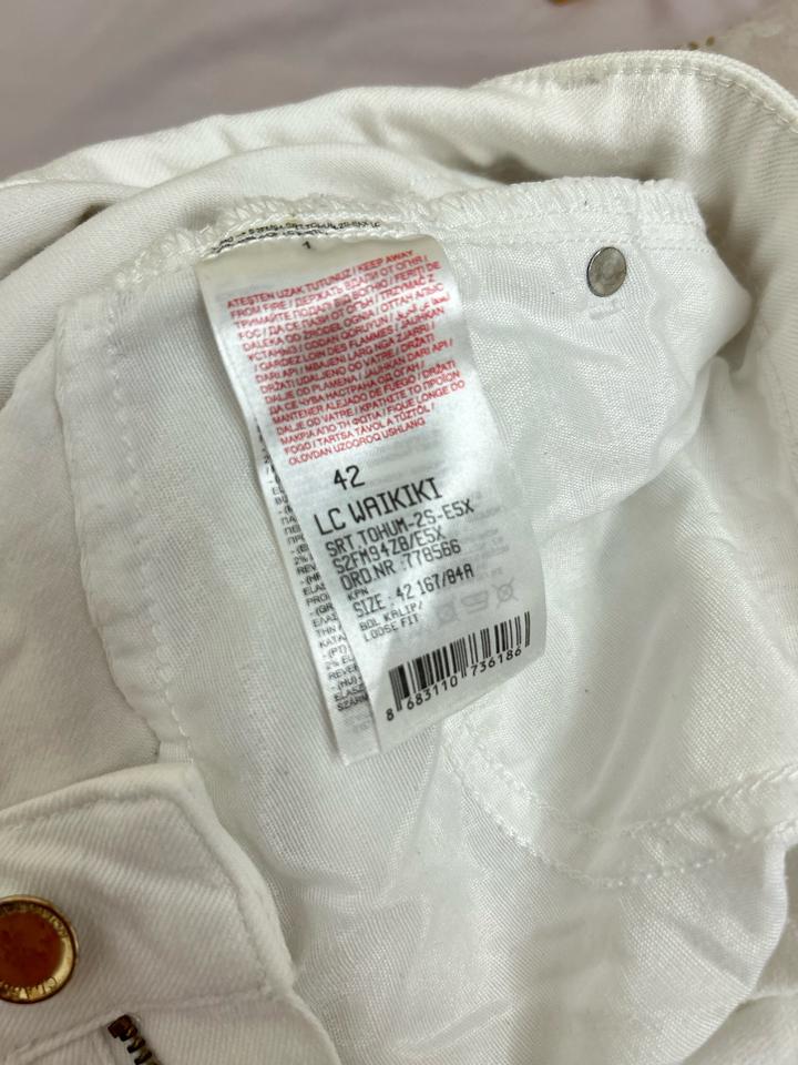 Белые шорты