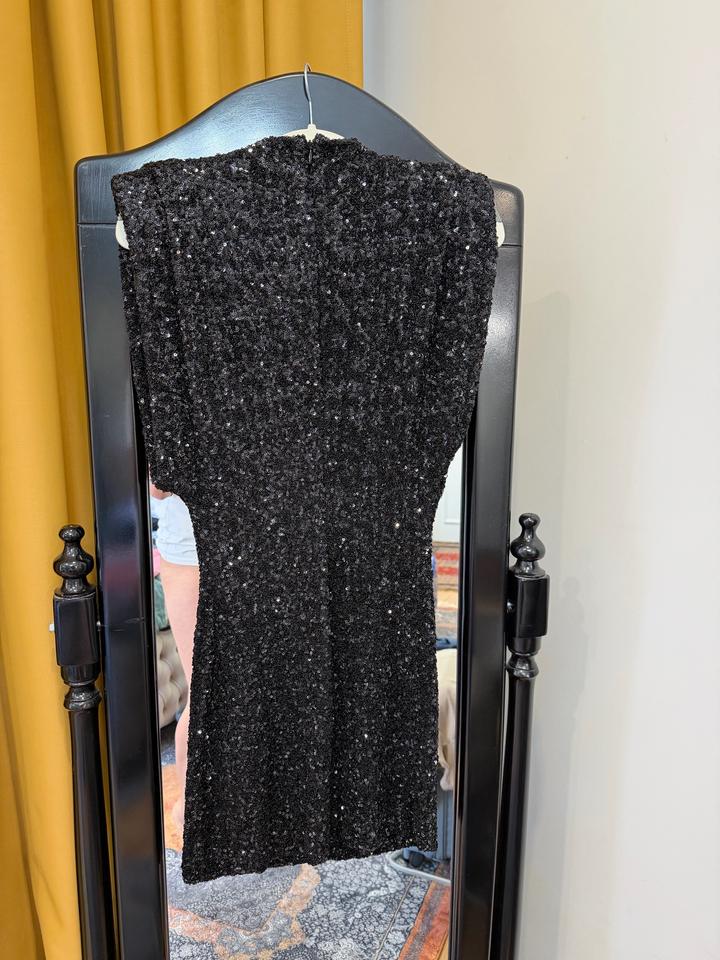Платье Zara