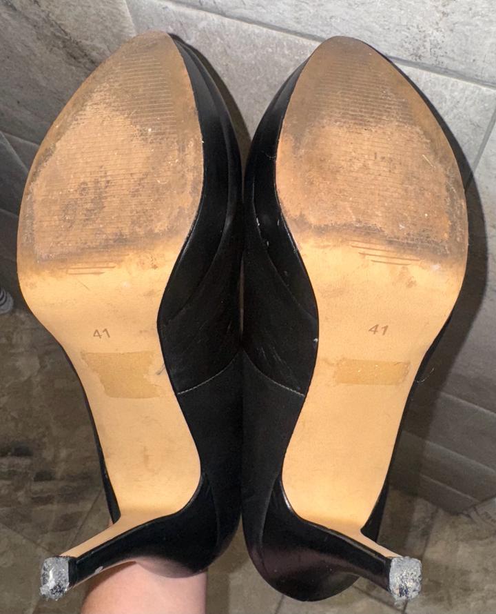 Туфли на каблуке