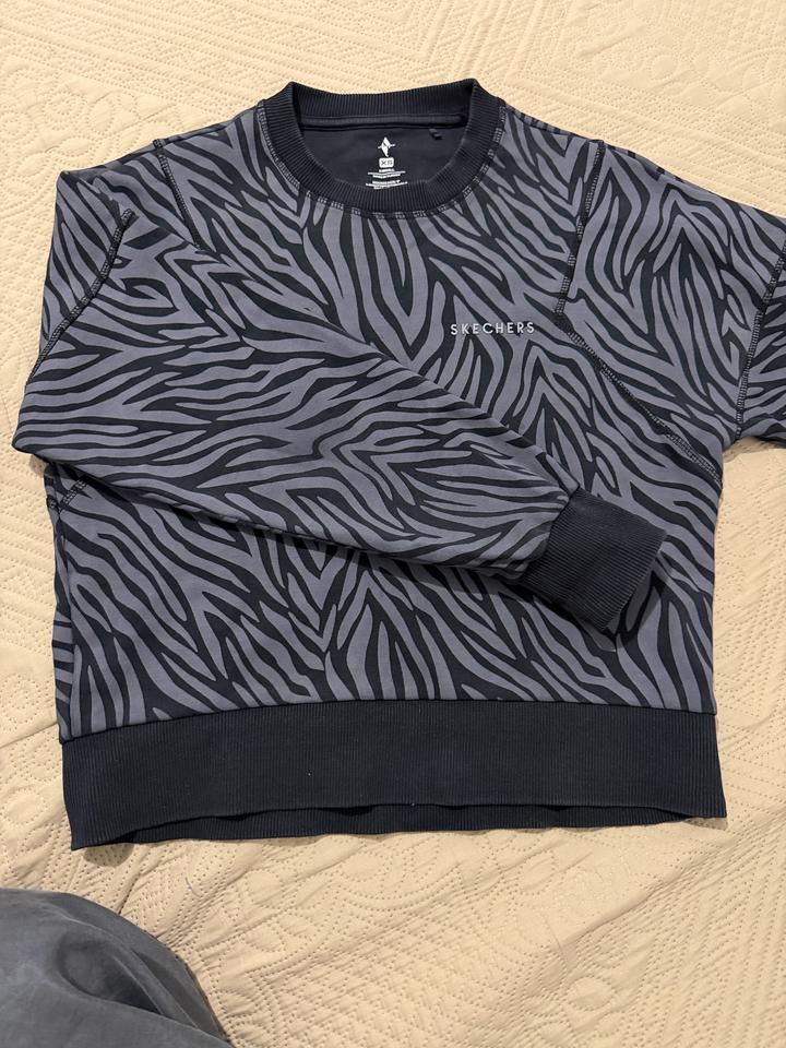 Кофта от Skechers xs