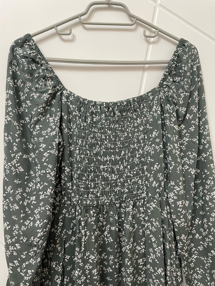 Платье Zarina в цветочек, цвет хаки (размер 48/L)