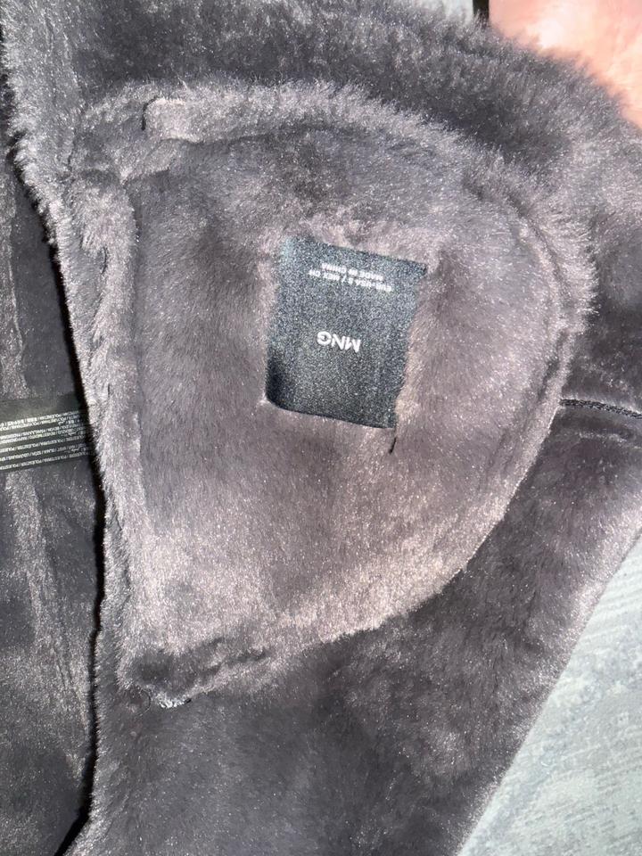 Дубленка Mango