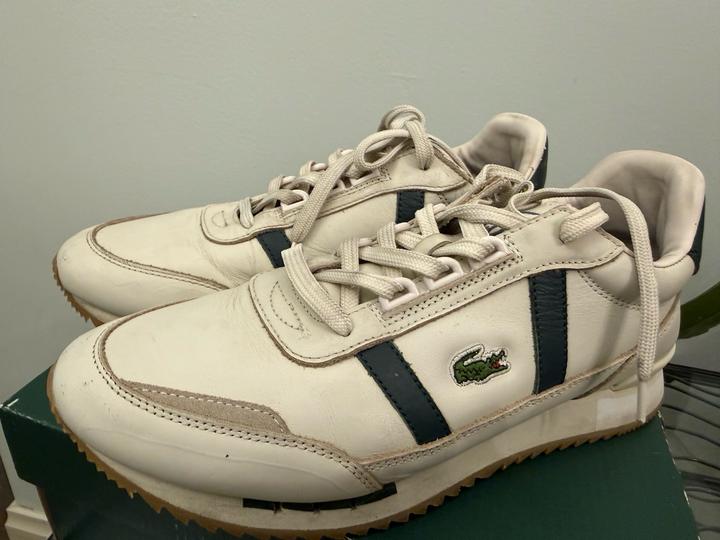 Оригинальные кожаные кроссовки Lacoste