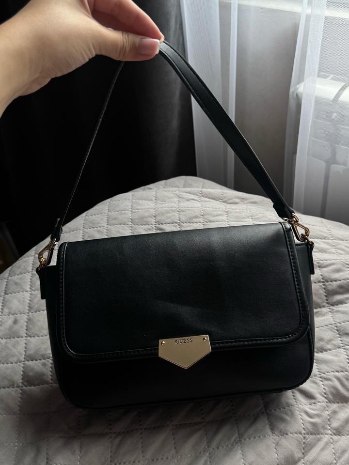 Сумка Guess