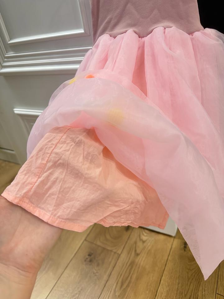 Платье на девочку