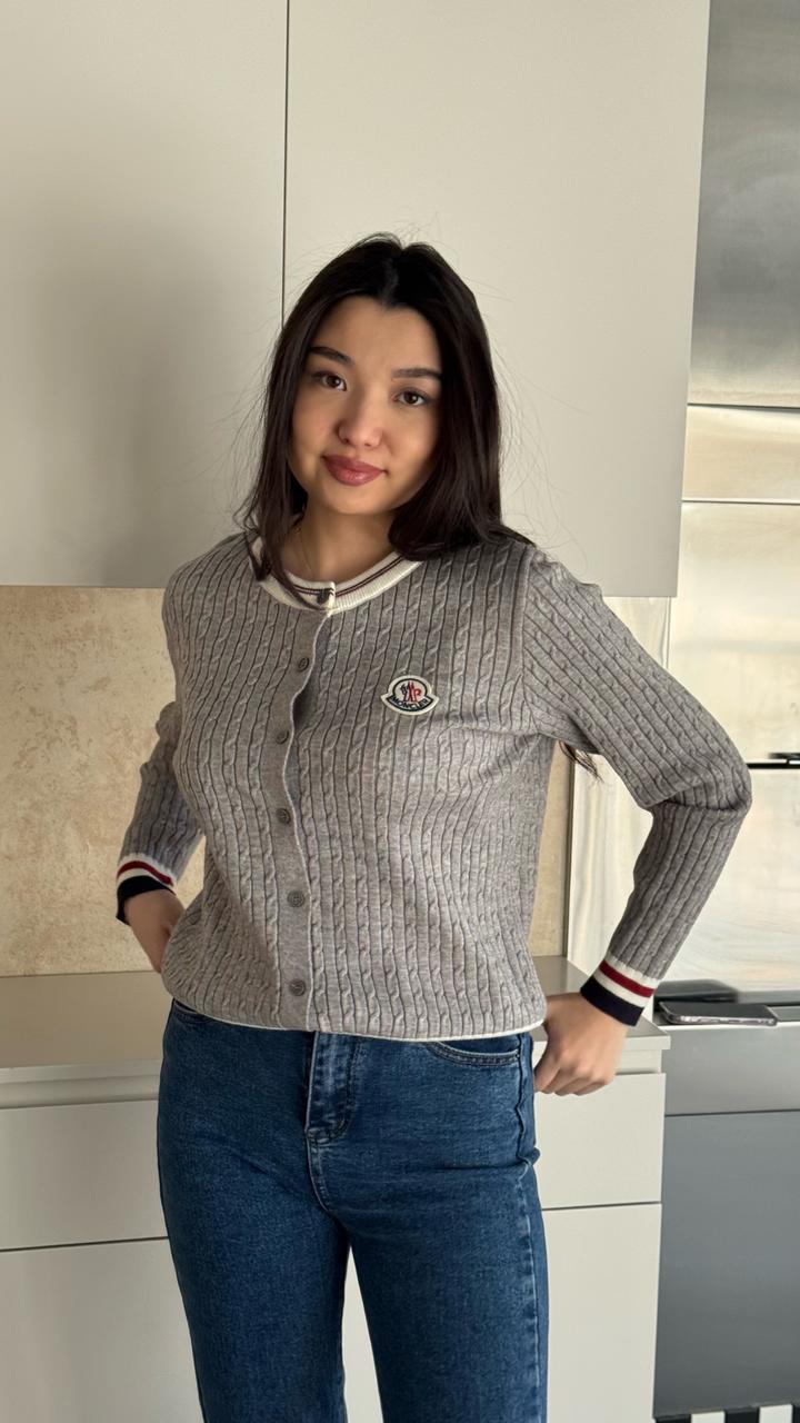 Вязанные кофточки