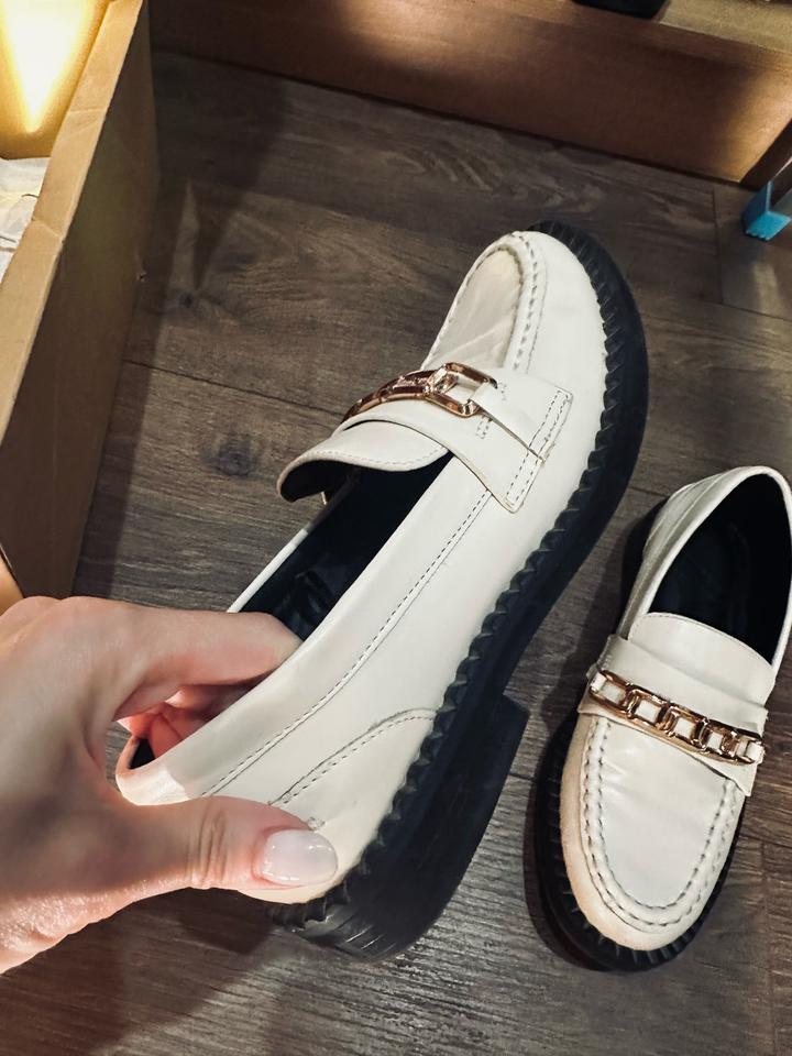 Лоферы от Zara