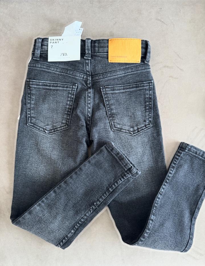 Джинсы Zara на девочку