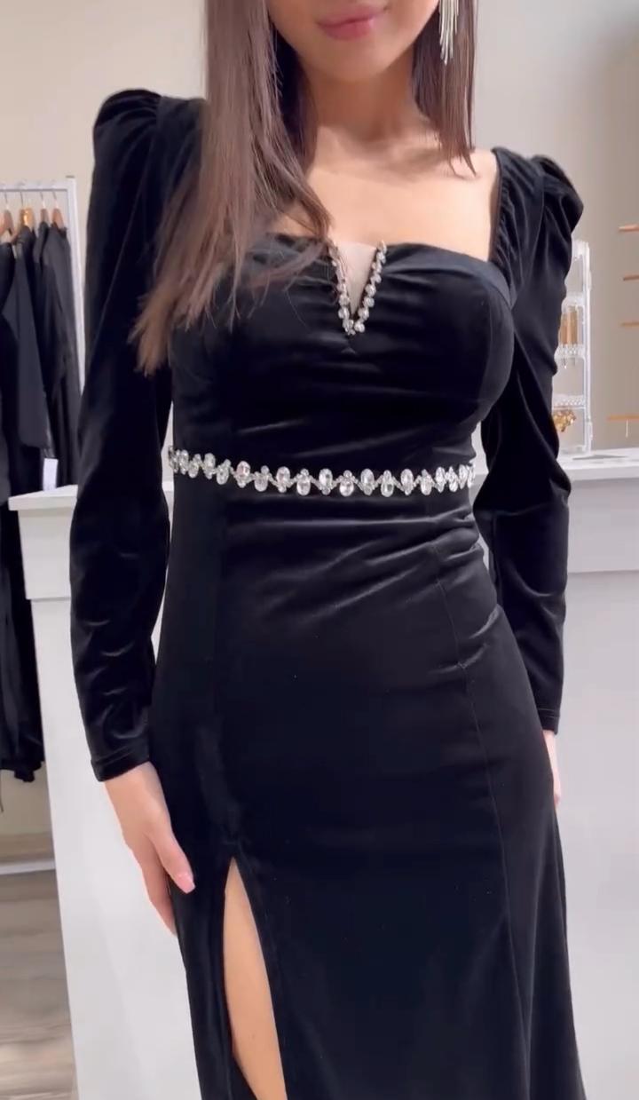 Черное платье бархат с камнями
