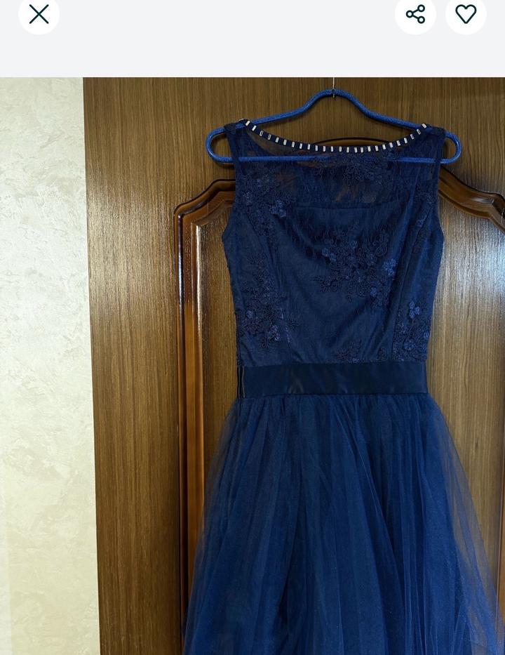 Вечернее платье