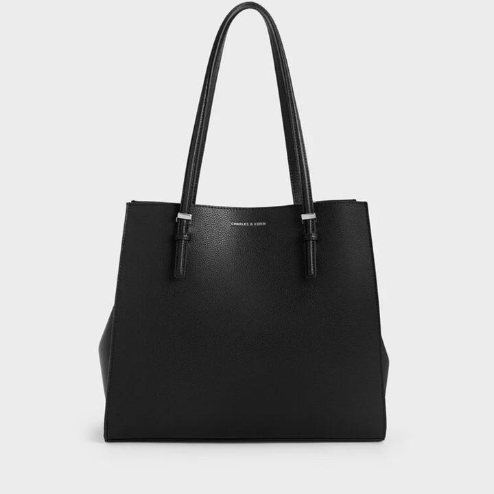 Сумка от CHARLES&KEITH