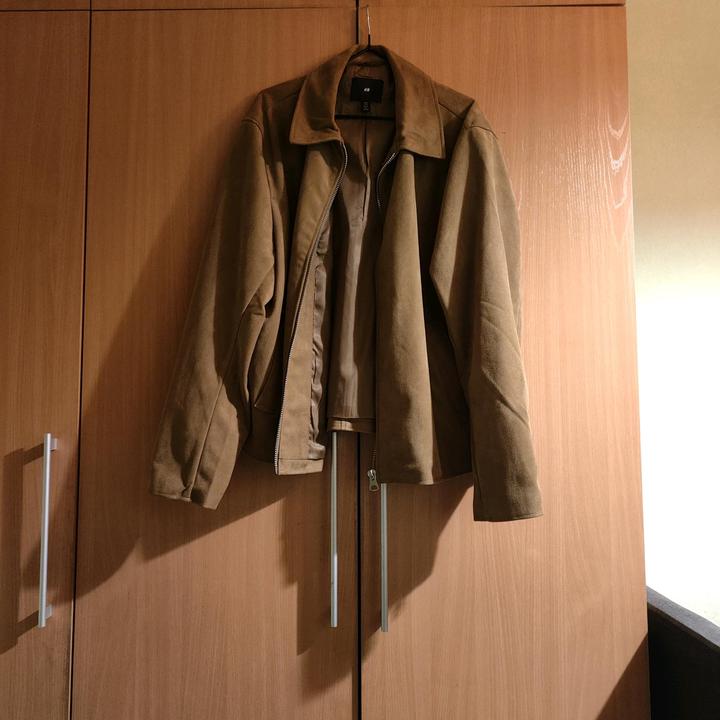 Замшевая куртка H&M