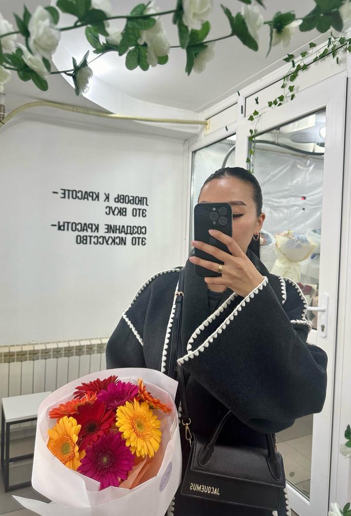 Стильное Пальто из шерсти