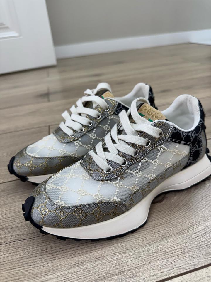 Летние кроссовки