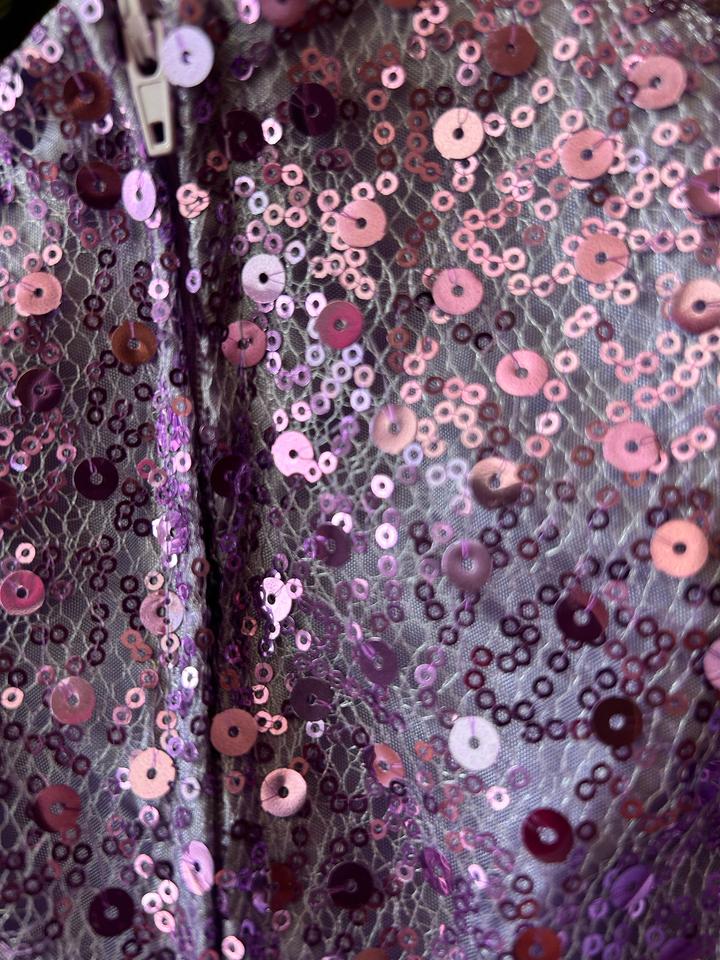 Новое нарядное платье для девочки