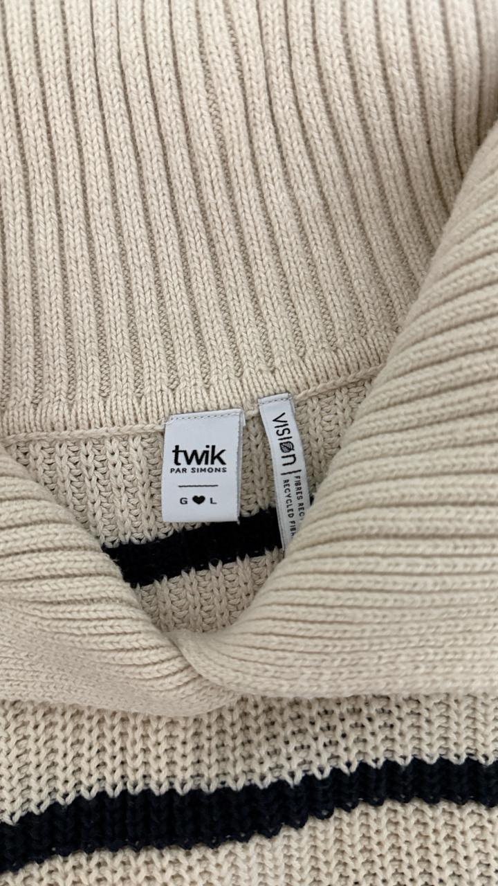 Свитер от twik, канадский