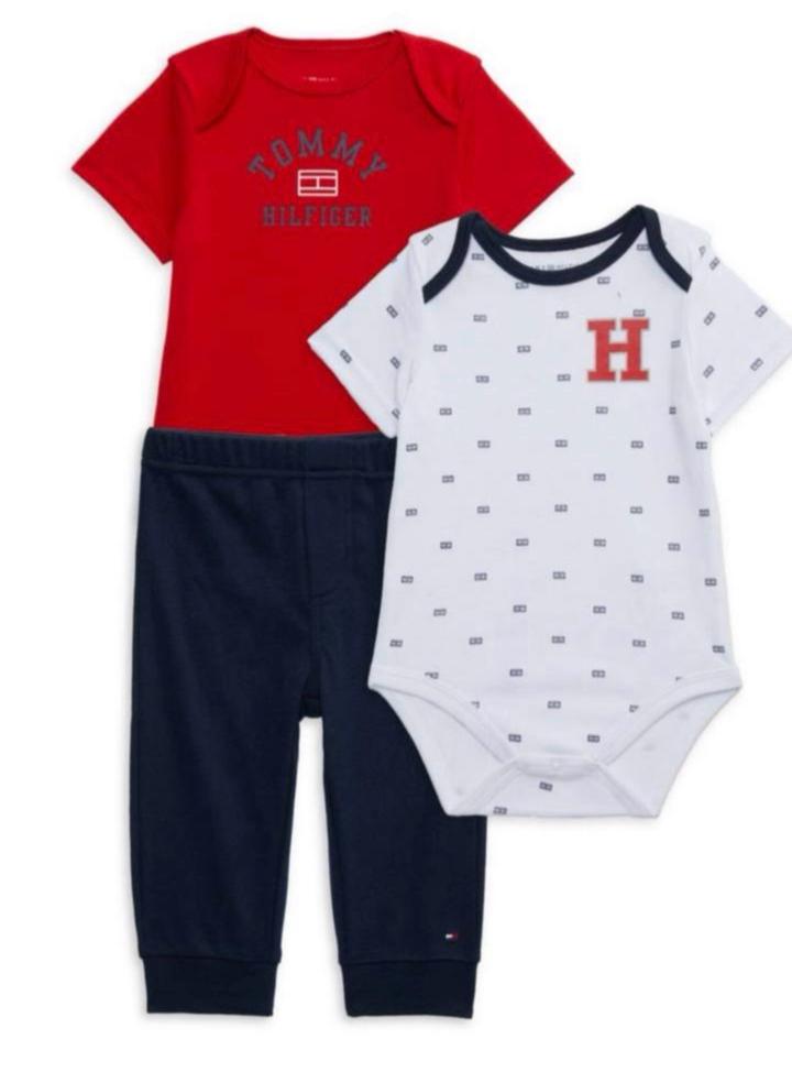 Tommy Hilfiger набор на мальчика на 3-6 месяцев оригинал