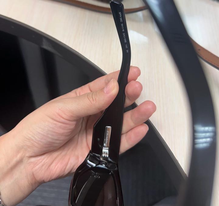 Prada очки оригинал
