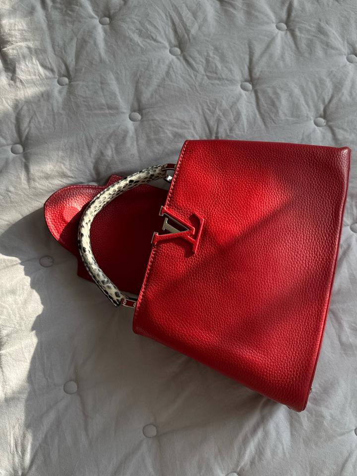 Сумка Louis Vuitton Capucines