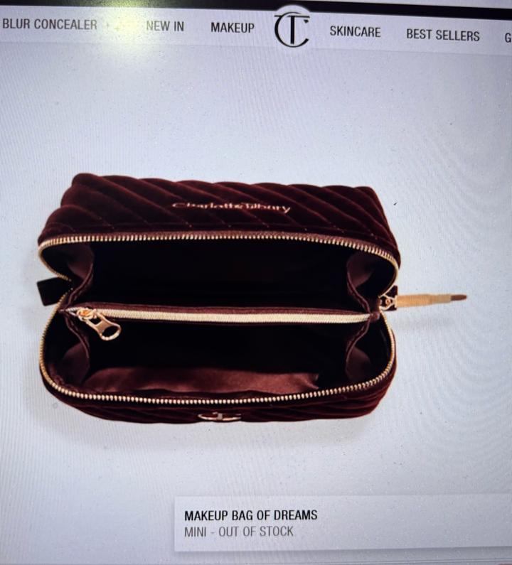 Charlotte Tilbury Makeup Bag of Dreams, Mini size