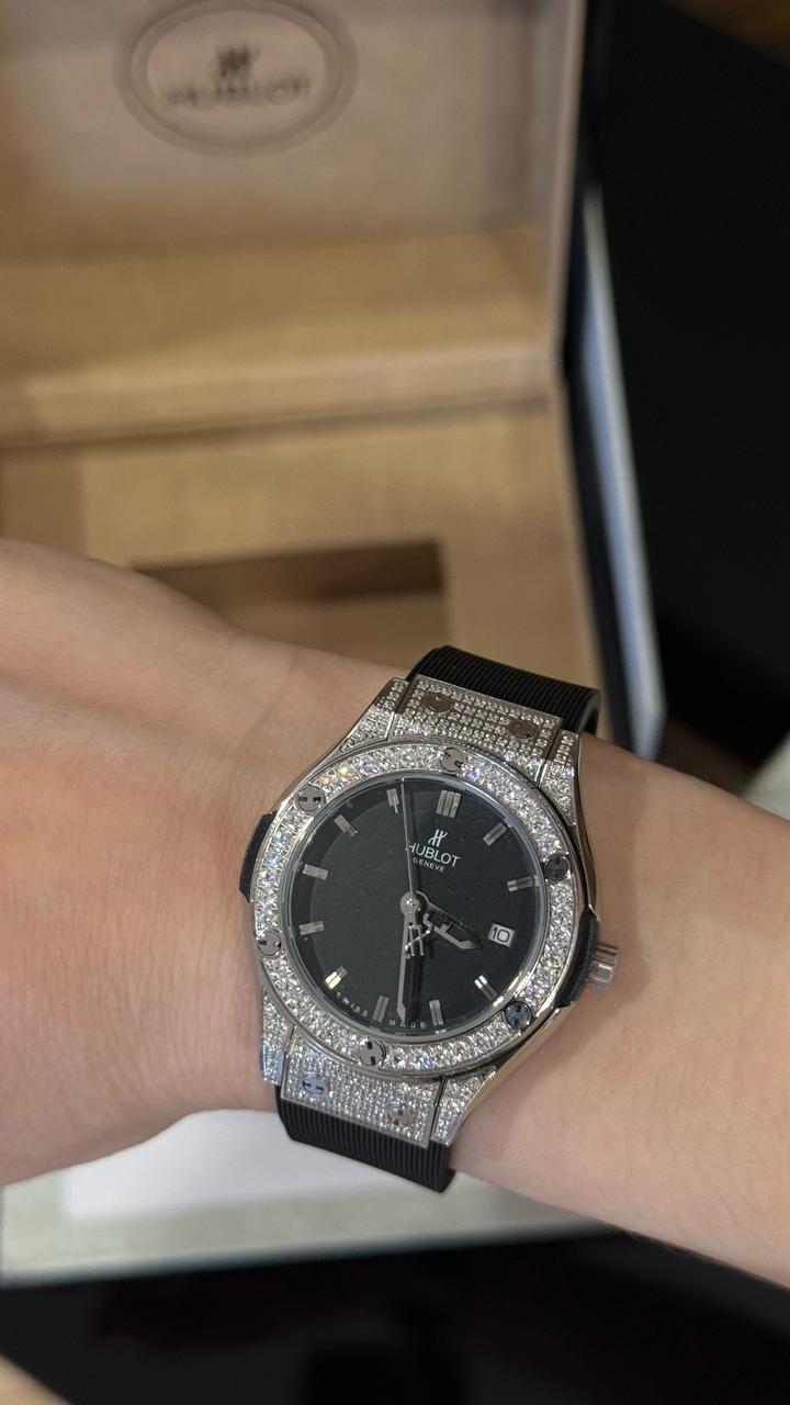 Часы от Hublot🖤