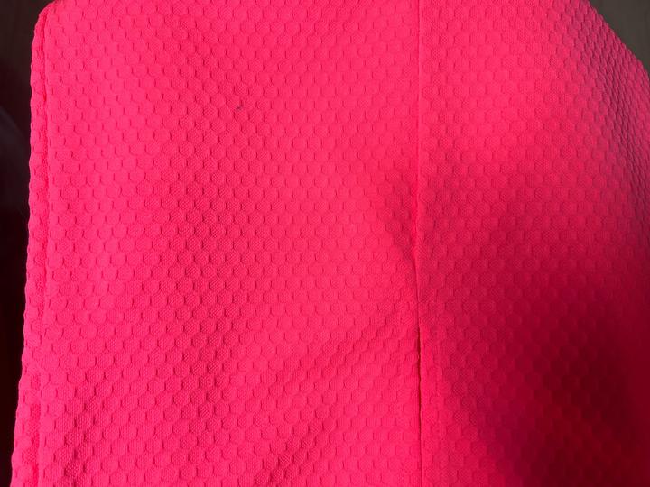 Новая юбка с нюансом S 44 размер неон розовая миди карандаш футляр облегающая